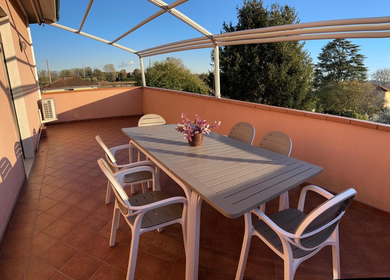 Apartmán Albi'S House,Terrazza ,Wi-Fi, Parcheggio, Ac Lucca Exteriér fotografie