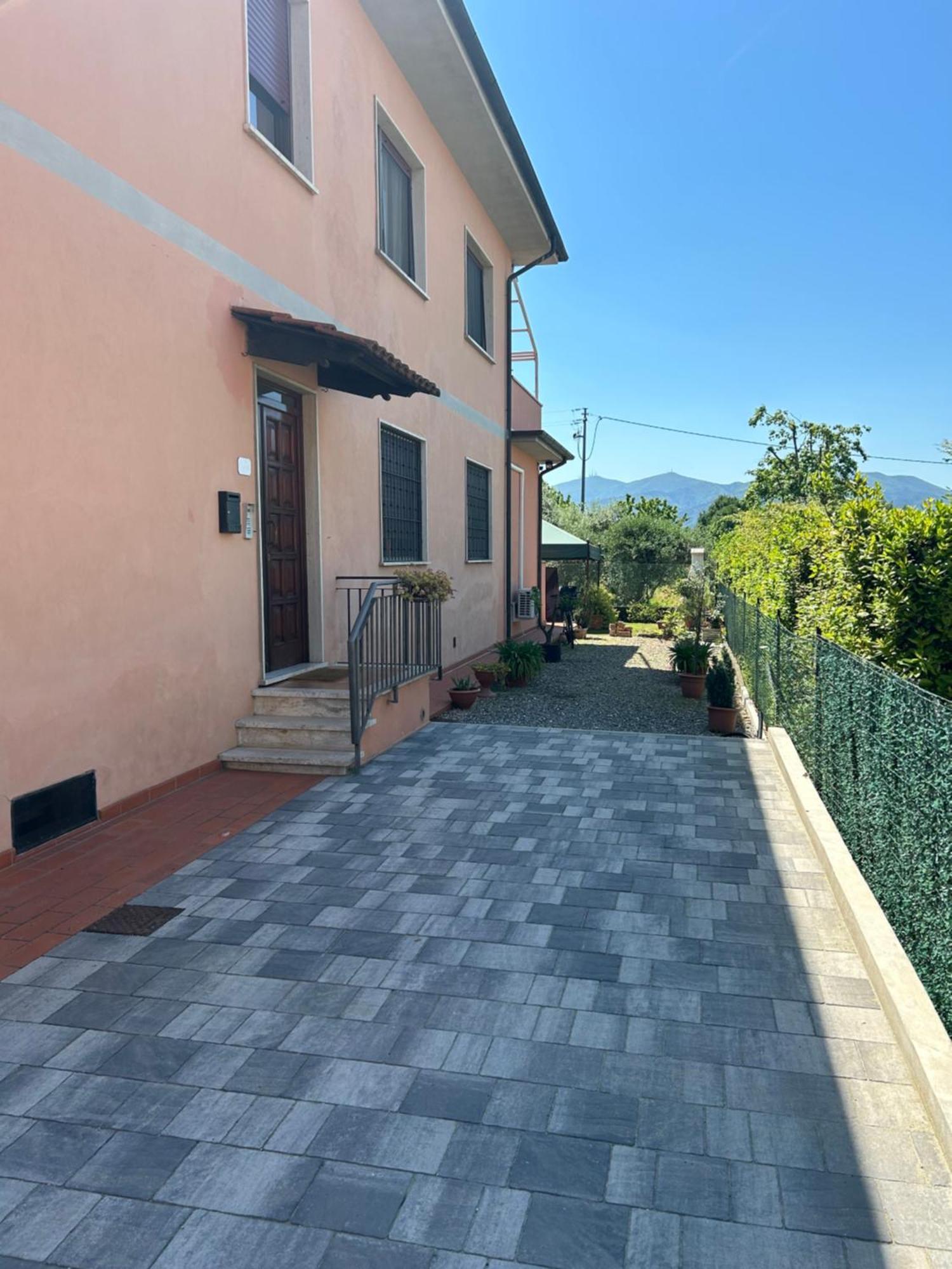 Apartmán Albi'S House,Terrazza ,Wi-Fi, Parcheggio, Ac Lucca Exteriér fotografie