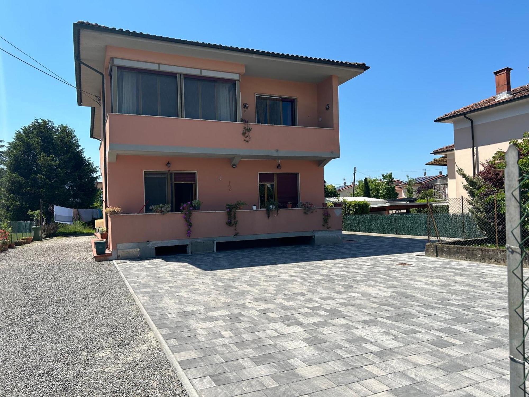 Apartmán Albi'S House,Terrazza ,Wi-Fi, Parcheggio, Ac Lucca Exteriér fotografie
